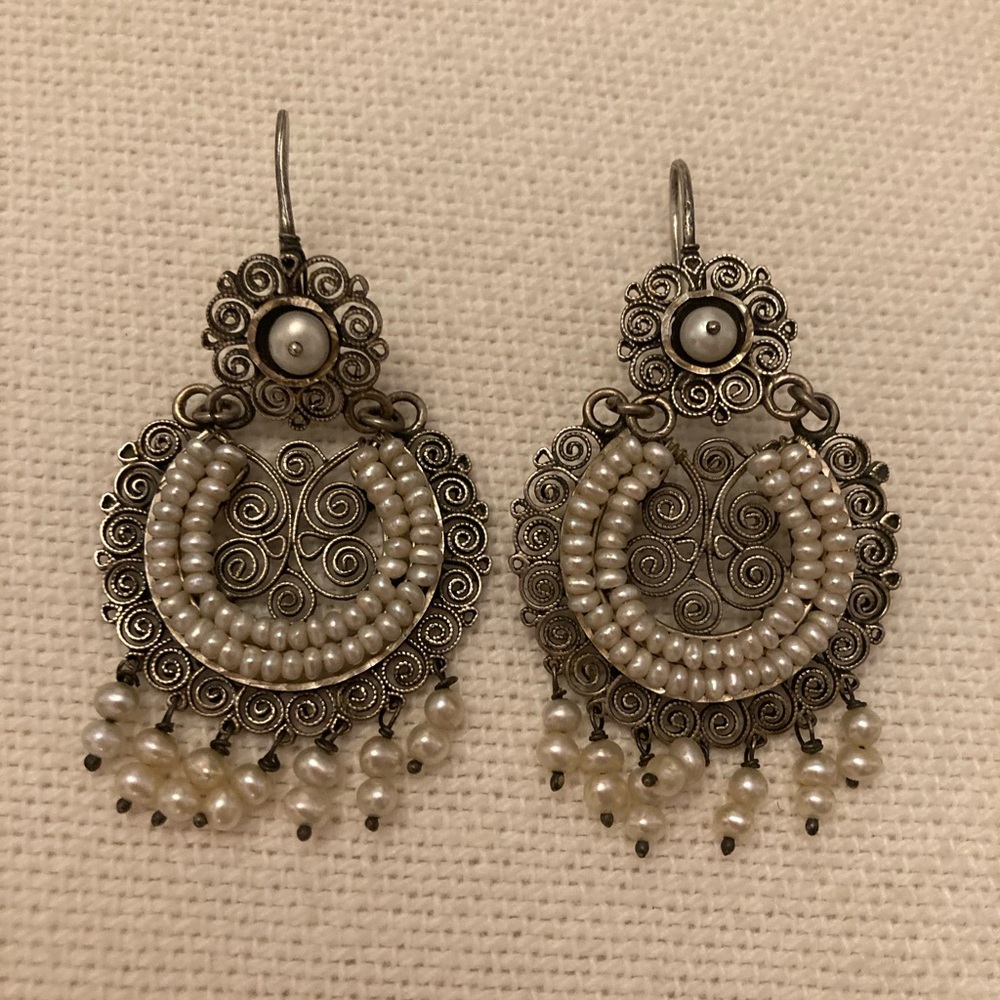 Elegant Silver and Pearl Dangle Earrings